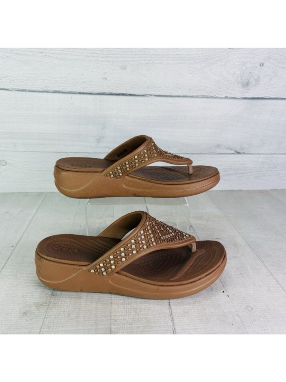 Crocs MONTEREY SHIMMER Bronze Bling Wedge Platform Thong Flip Flop Shoe Size 8 - Picture 2 of 16